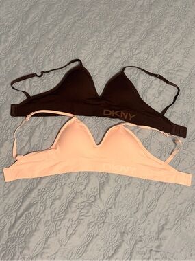 DKNY Light Pink Seamless Wireless Bra (small)